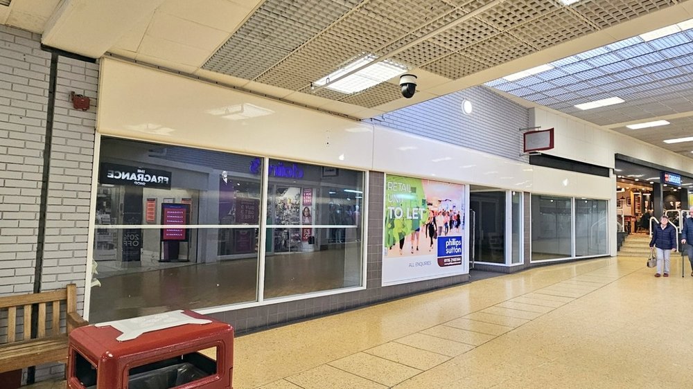 Retail/Shop in Hinckley - photo 2